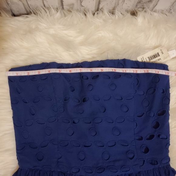 AQUA BLOOMINGDALE'S EYELET NAVY DRESS SIZE M - Picture 9 of 11